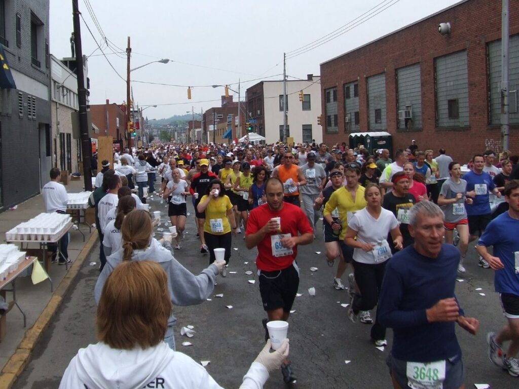 Mass of runners (3502535684)