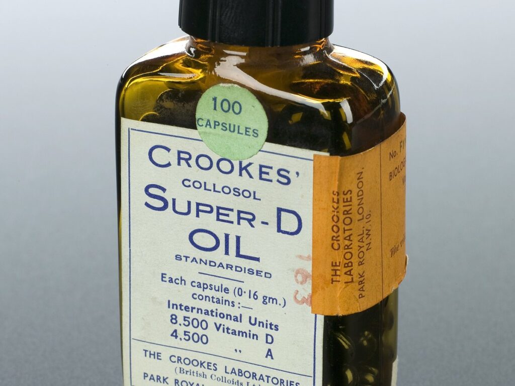 Bottle of Super-D oil capsules, London, England, 1940-1945 Wellcome L0057855
